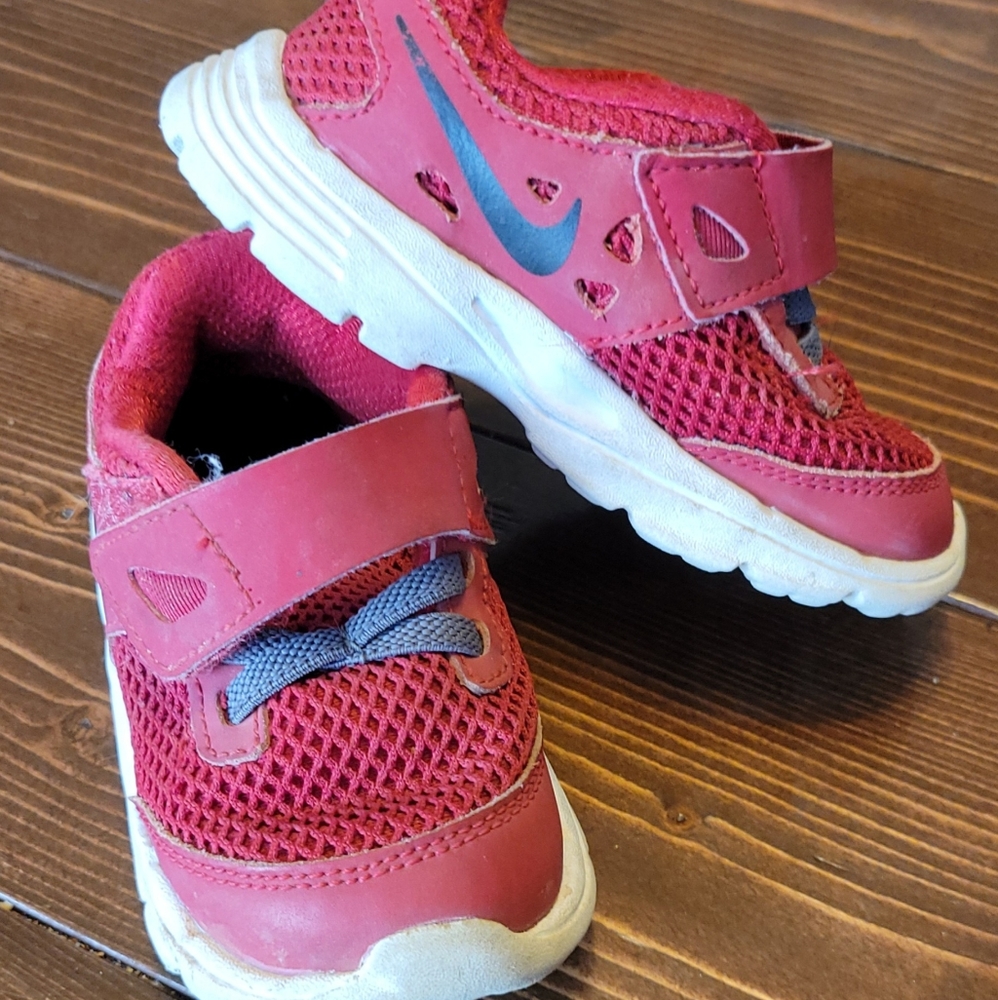 Toddler shoes